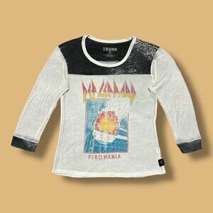 Trunk LTD Def Leppard Shirt Pyromania 1983 Tour Tee Soft Thin Poly Blend Small
